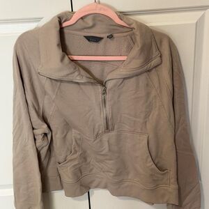Danskin Women's Tan and Cream Sweatshirt